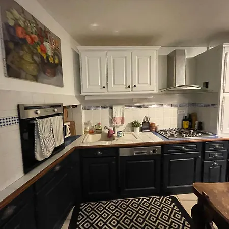Spacious Character House In Beautiful Dom wakacyjny